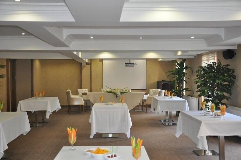 Turist Hotel Ankara Buitenkant foto